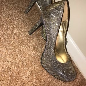 Fioni Night Gold Platform high heel 6.5